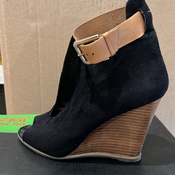 Zigi NY Wedges - Picture 3 of 10